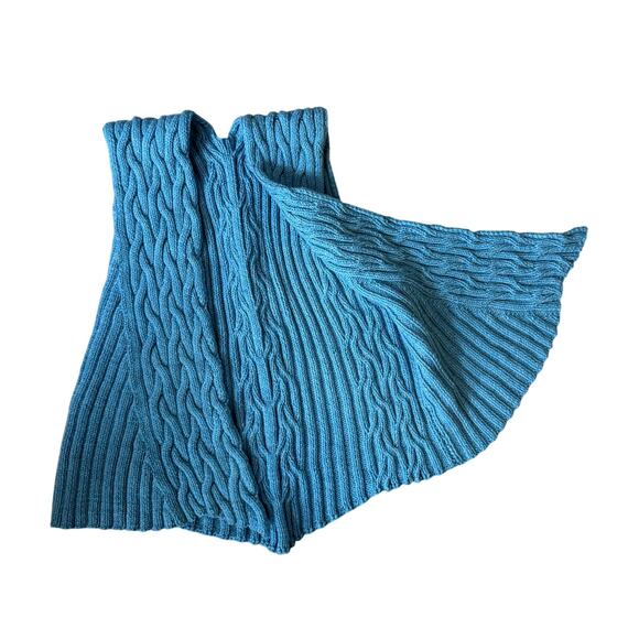 Hand Knit Blue Open Faced Vest Cable Knit Women's Size Small Medium Large - Picture 2 of 4